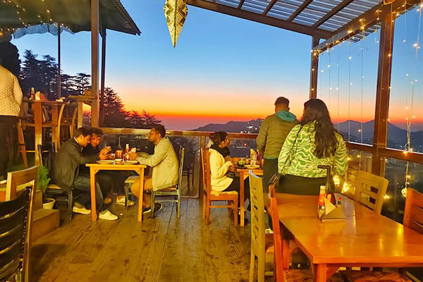 cafe de landour mussoorie