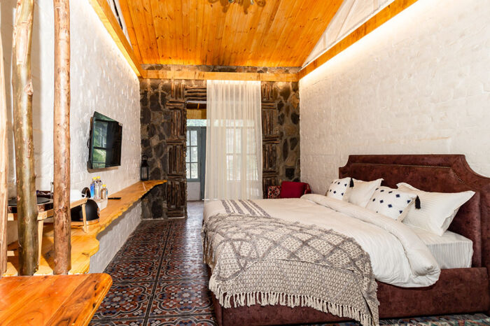 mudra attic suites in mussoorie