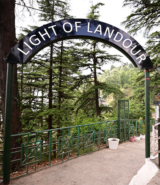 best luxury resort in mussoorie